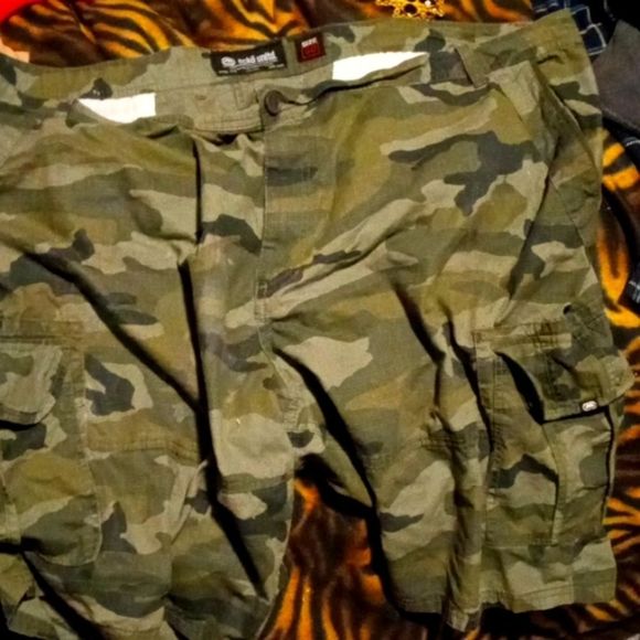 Ecko camouflage cargo shorts - Picture 1 of 5